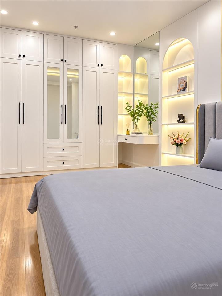 Bán căn 1n + be1.24, 49m², full nội thất mới, view thoáng, giá 3.280 tỷ