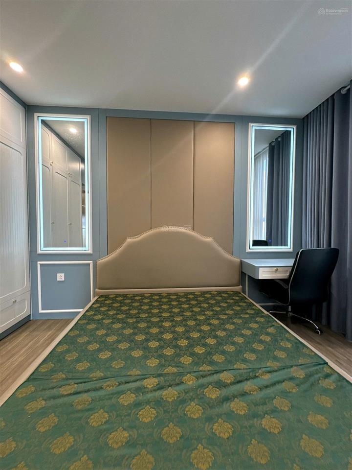 Bán căn 2 ngủ pavilion tầng thấp, 64m2, hai hướng đông nam đông bắc, giá 3.88 tỷ