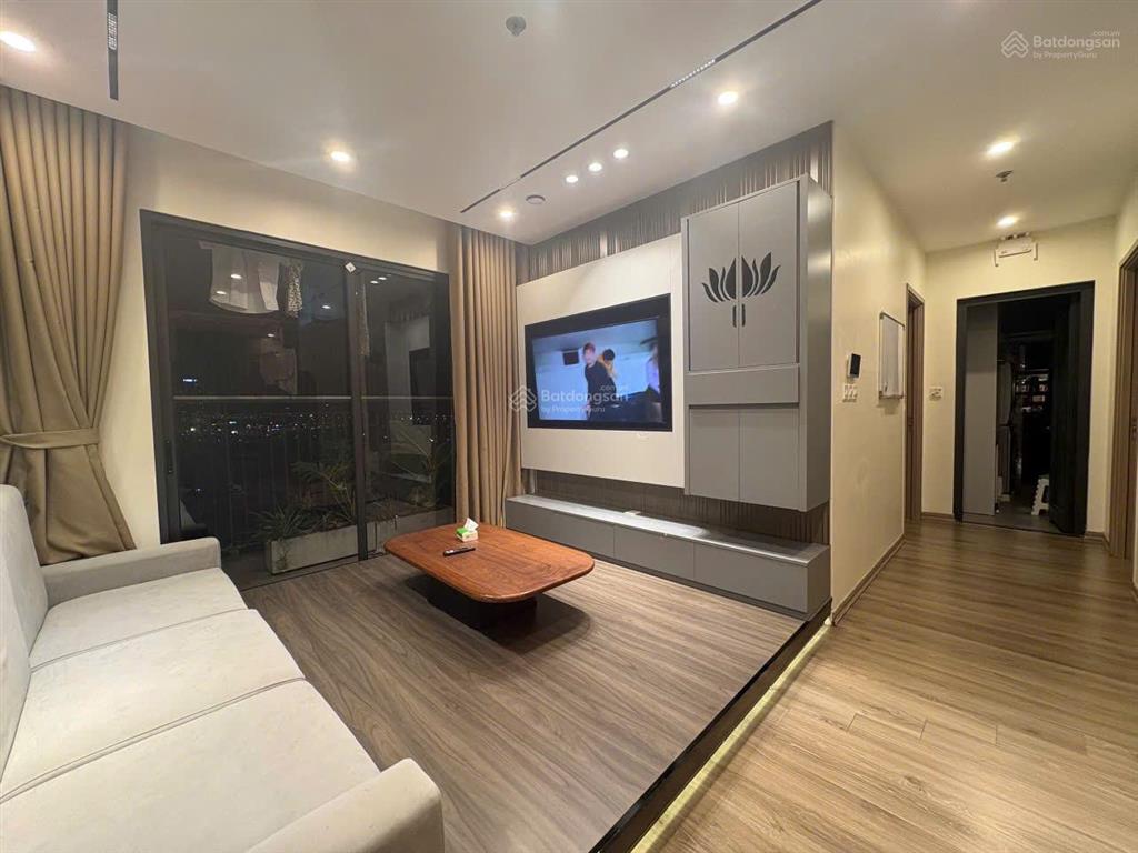 Bán căn góc p2, 2pn 2vs, 68m² thông thủy, full nội thất, sổ đỏ sẵn, giá 4,15 tỷ thương lượng