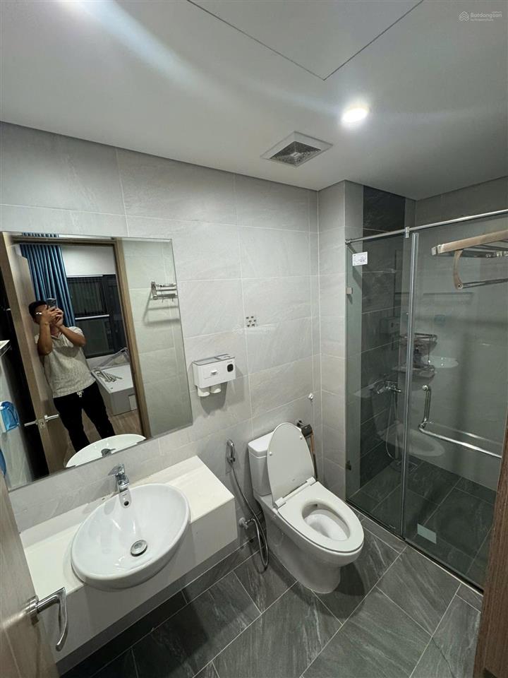 Chủ gửi bán gấp căn 2pn góc 63m2, full đồ đẹp, giá chỉ 3.560 tỷ