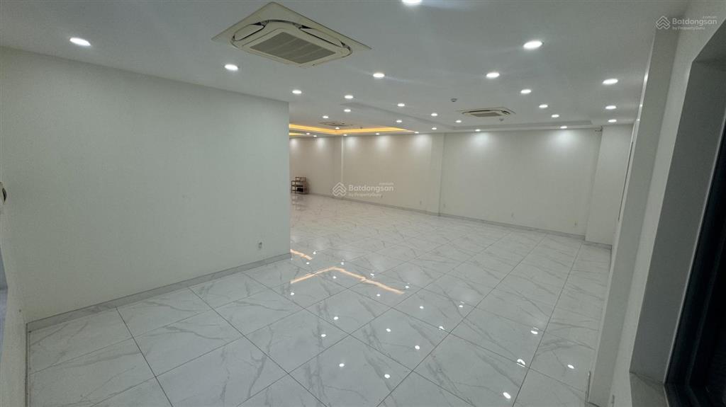 Cho thuê văn phòng tại phường dĩ an, 22 triệu (thương lượng), 202m²