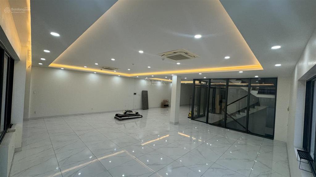 Cho thuê văn phòng tại phường dĩ an, 22 triệu (thương lượng), 202m²