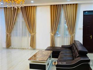 Cho thuê biệt thự lâu đài chateau, 110 triệu, 200 m2, 5pn, 5wc tại quận 7.  0849 160 *** văn anh