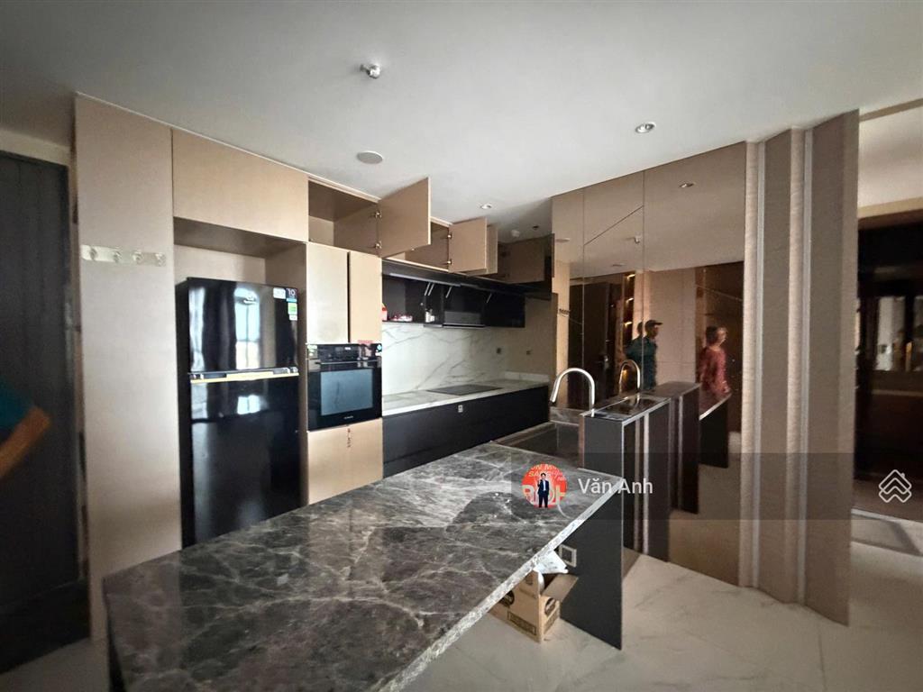 Cần cho thuê gấp midtown 2pn, 90m2 nhà đẹp. giá cực tốt chỉ 22 tr/tháng.  0849 160 *** văn anh