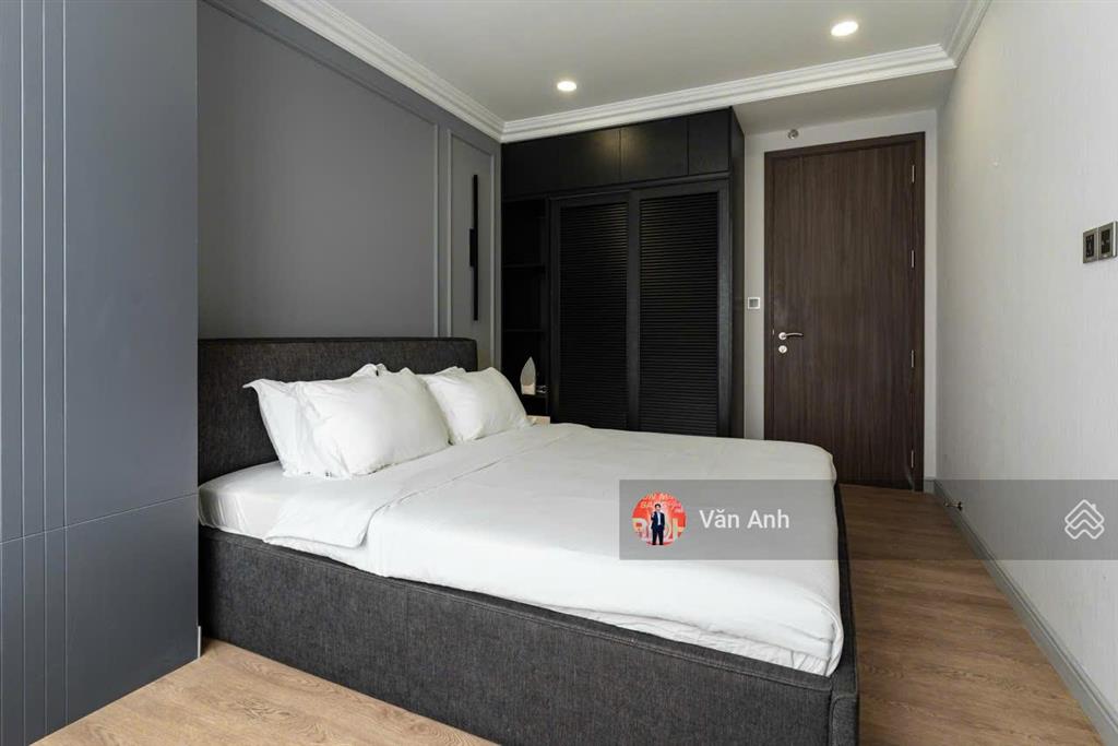 Cho thuê căn hộ midtown, 98m2, 2pn, 2wc, giá cực tốt chỉ 23 triệu vnd.  0849 160 *** văn anh