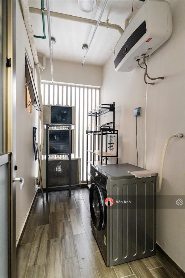 Cho thuê căn hộ midtown, 98m2, 2pn, 2wc, giá cực tốt chỉ 23 triệu vnd.  0849 160 *** văn anh