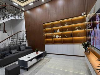 Bán nhà đống đa  ngõ an trạch, 4 tầng, 2 thoáng vĩnh viễn, gần phố  chỉ 7.4 tỷ