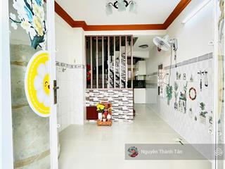 Phan xích long, cho thuê nhà 4 phòng ngủ  nhỏ xinh sẵn máy lạnh giá siêu rẻ