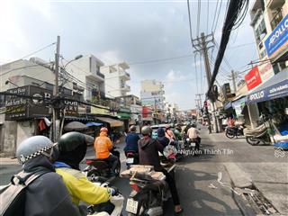 Nhà 1phòng khách + 1 phòng ngủ + 1bếp chỉ 7tr/tháng, ngay dương quảng hàm