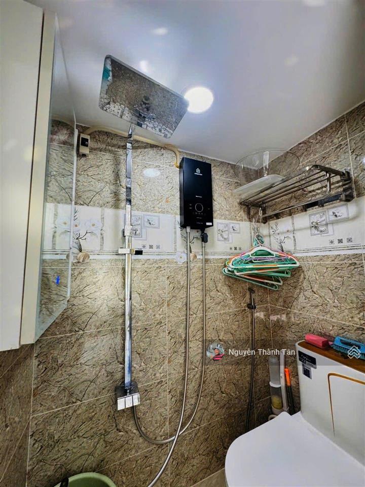 Hẻm xe tải nhà 4 tầng 3 phòng ngủ ngay phú nhuận