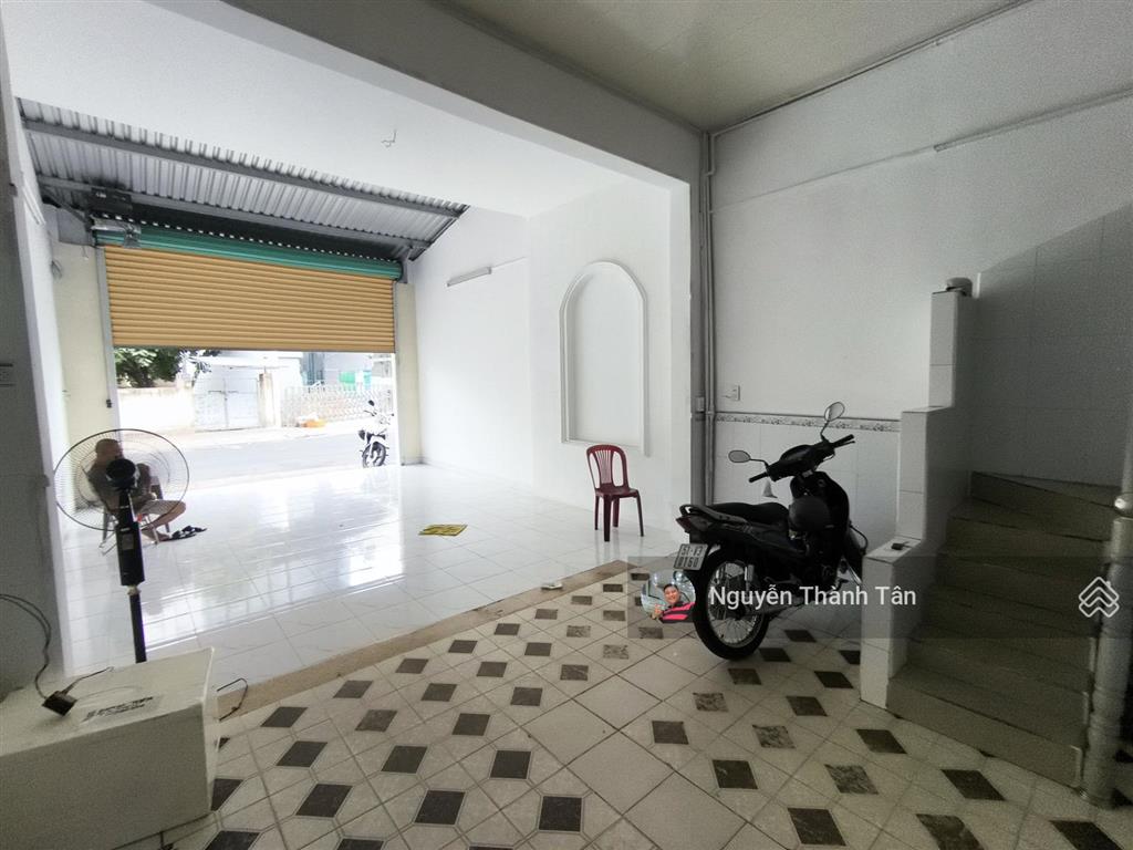 Nhà mặt tiền cho thuê nguyên căn 5x12, đã xây mới vào kinh doanh được ngay. vỉa hè rộng