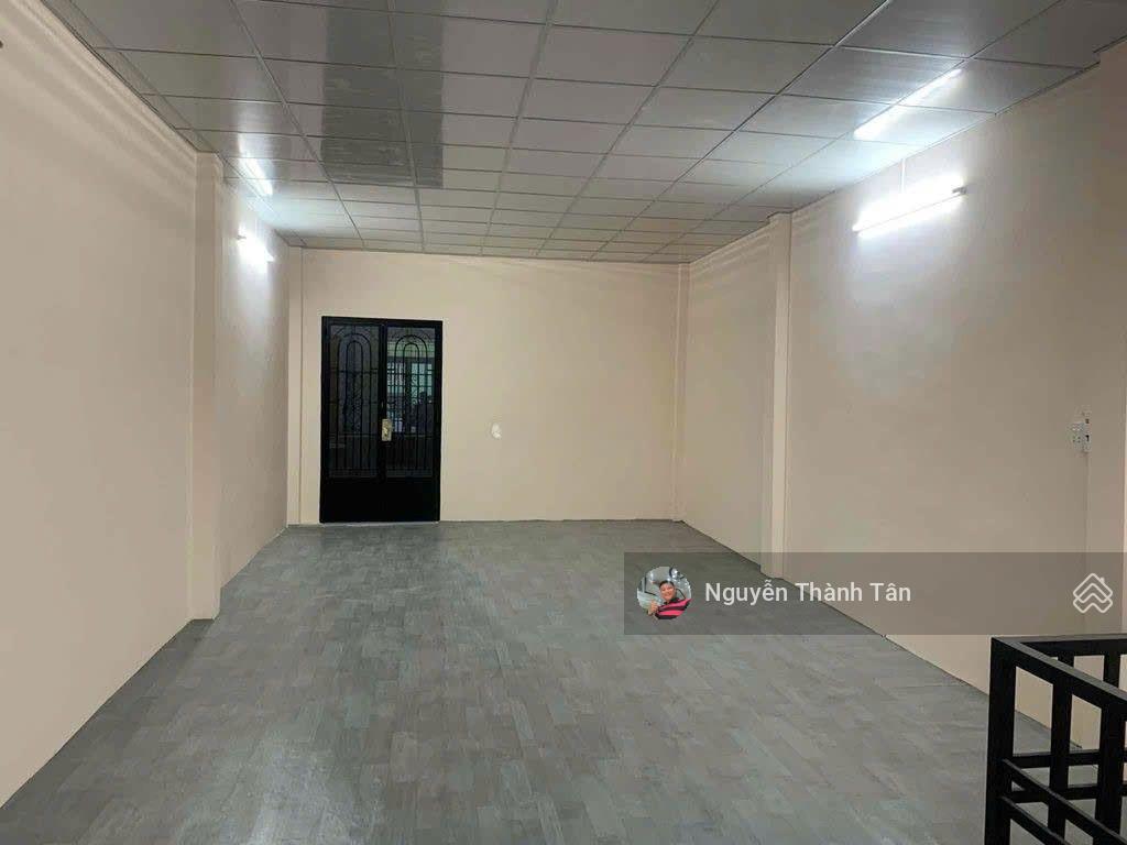 Kế bên đh hutech  hẻm xe hơi  66m2 ( 4m x 17m )  sổ vuông vức  giảm 2 tỷ