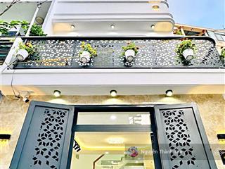 Thích quảng đức giảm mạnh 200 triệu  xe hơi đậu cửa thoải mái  4,1x12