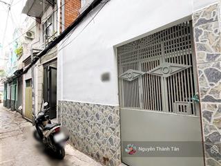 Bình thạnh  sát hẻm xe hơi  42m2 ( 4,2*10) chỉ 5 đồng hơn