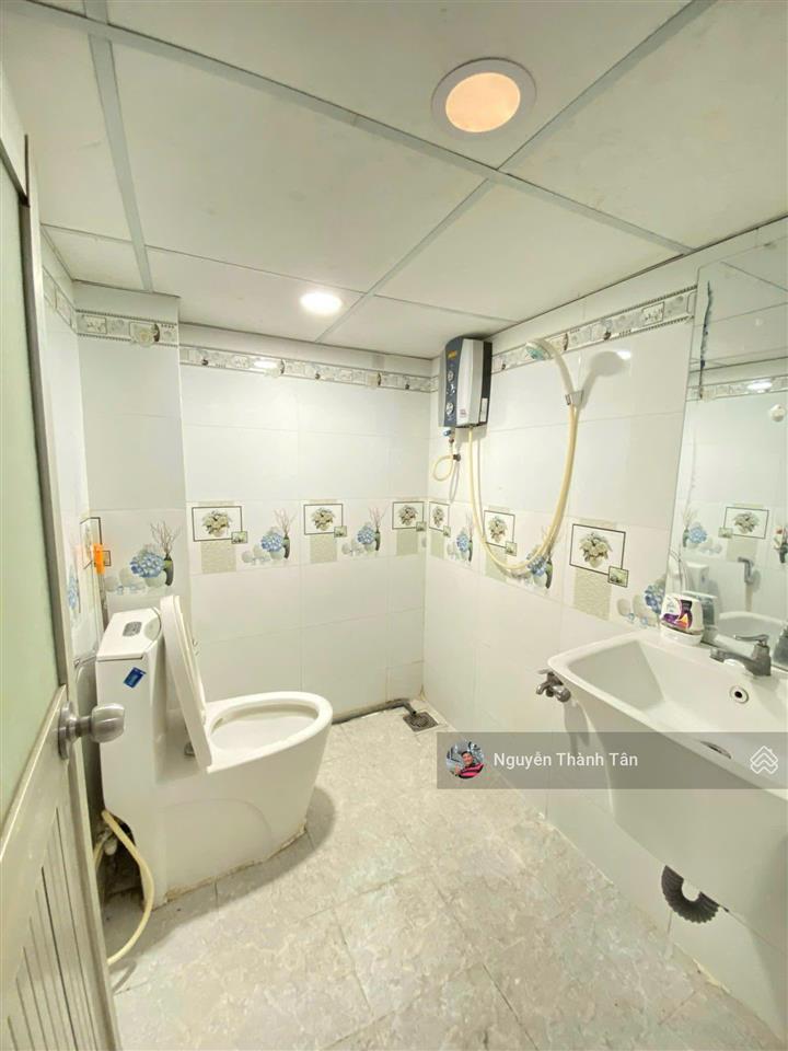 Cho thuê nhà trọ đầy đủ tiện nghi, 3,8 triệu, 25m2 tại đồng đen, p 14, q.tân bình, hcm, giá ưu đãi