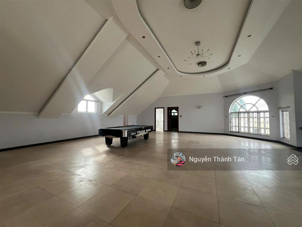 Biệt thự ven sông  làm văn phòng  phim trường  studio  công ty  800m2