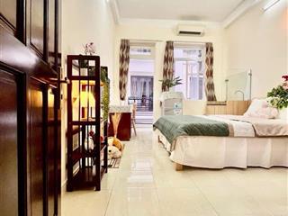 Trống sẵn căn hộ studio ban công thoáng, sạch sẽ, 38m2  gần toà nhà viettel