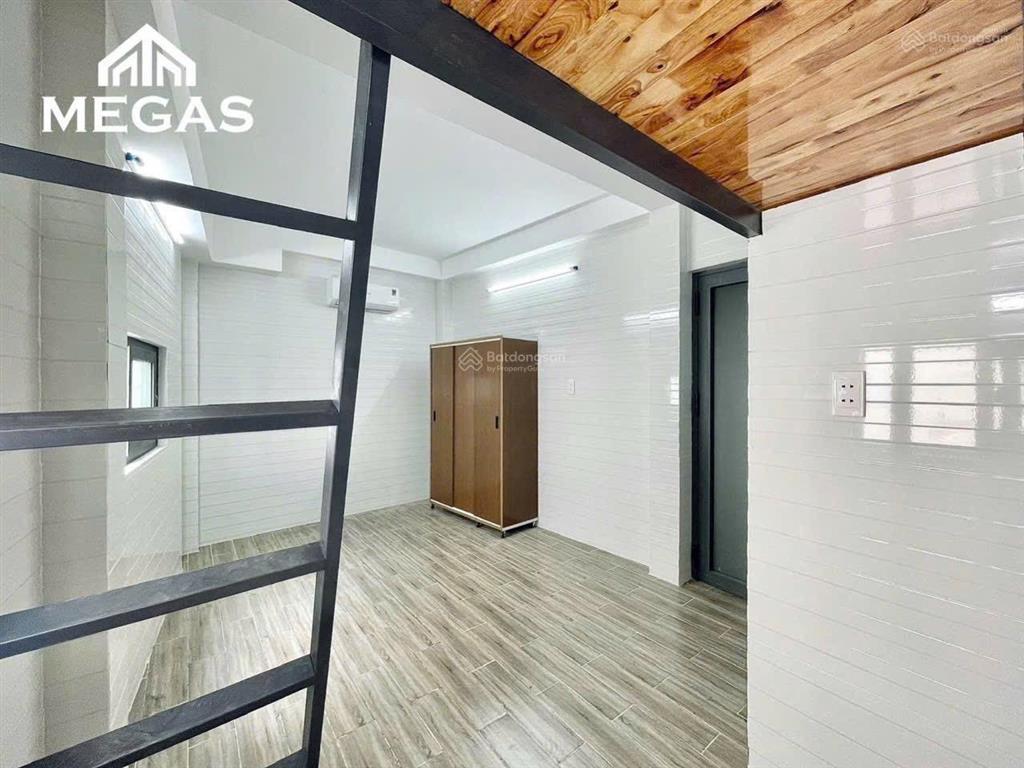 Cho thuê phòng duplex có cửa sổ thoáng, thang máy, 30m²  gần vòng xoay dân chủ quận 3