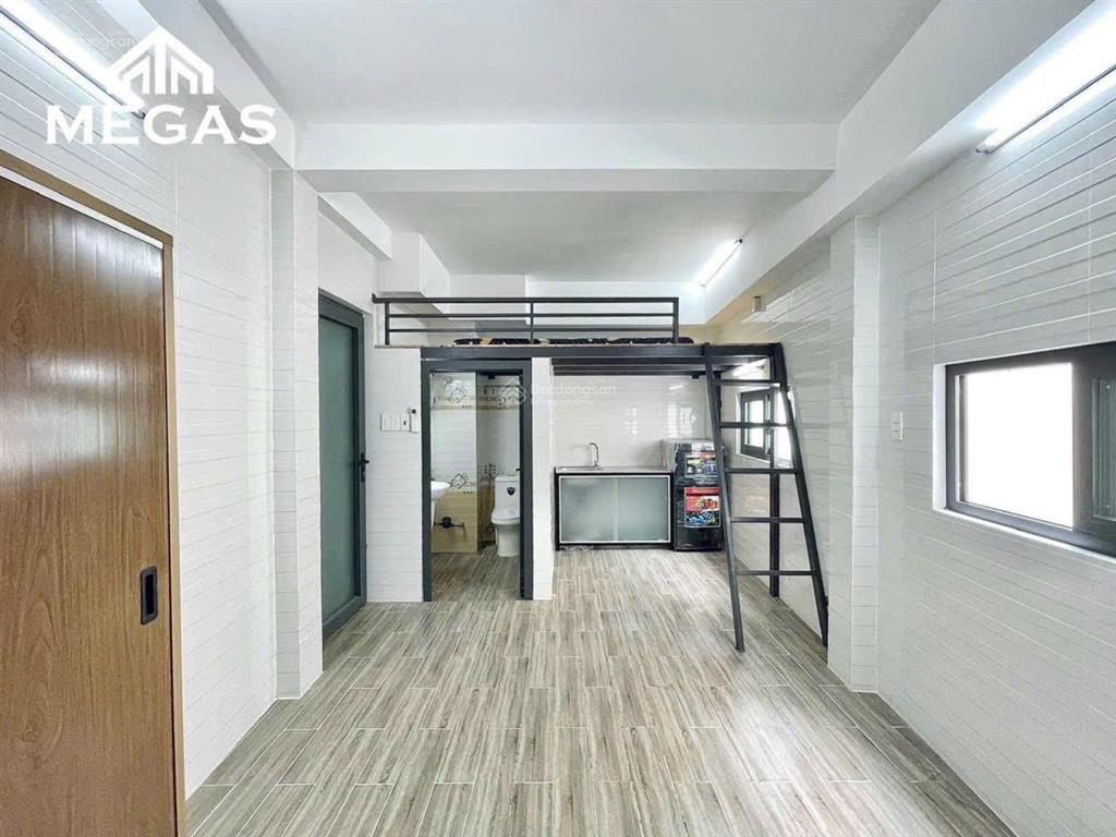 Cho thuê phòng duplex có cửa sổ thoáng, thang máy, 30m²  gần vòng xoay dân chủ quận 3