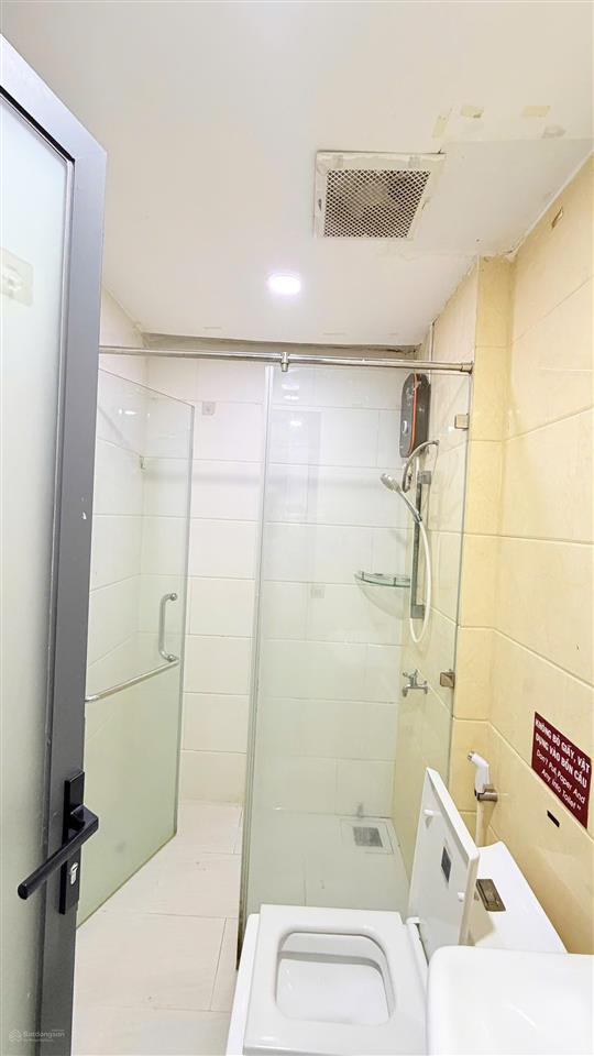 Cho thuê phòng studio ban công có máy giặt riêng  đường lê văn sỹ quận 3, gần đại học sư phạm q3