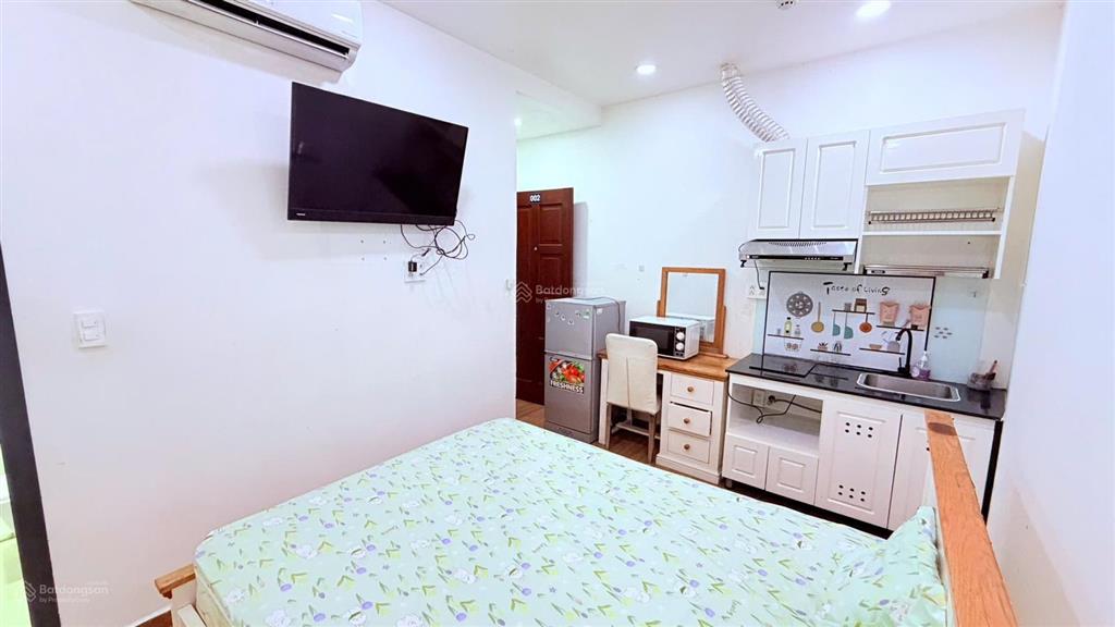 Cho thuê phòng studio ban công có máy giặt riêng  đường lê văn sỹ quận 3, gần đại học sư phạm q3