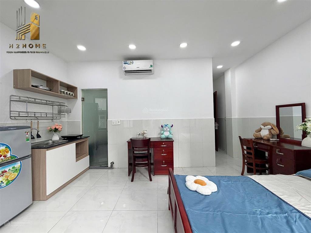 Cho thuê phòng studio cửa sổ thoáng có thang máy, đường hoàng sa  gần cầu lê văn sỹ q3