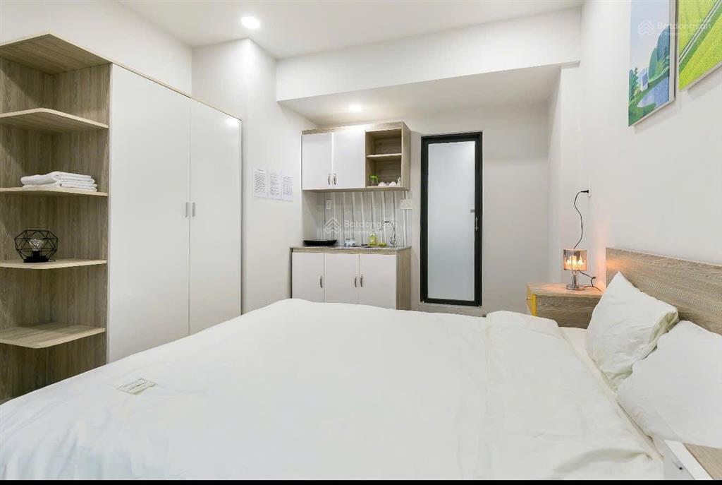 Cho thuê căn hộ cửa sổ thoáng, 22m2 ngay quận 1  cạnh công viên lê văn tám quận 1