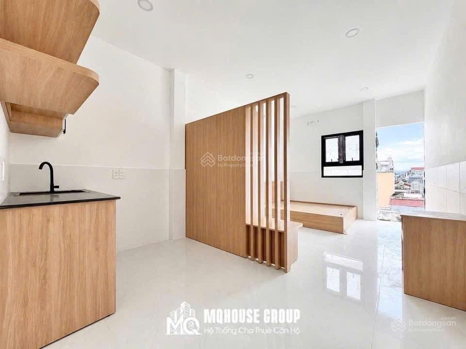 Cho thuê phòng studio ban công, ngay hoàng sa quận 3  gần cầu công lý quận 3