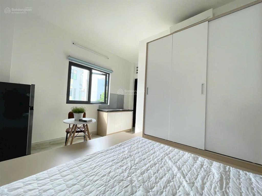 Cho thuê phòng cửa sổ thoáng, 30m2, đường hoàng sa quận 1  gần nhà thờ tân định quận 1