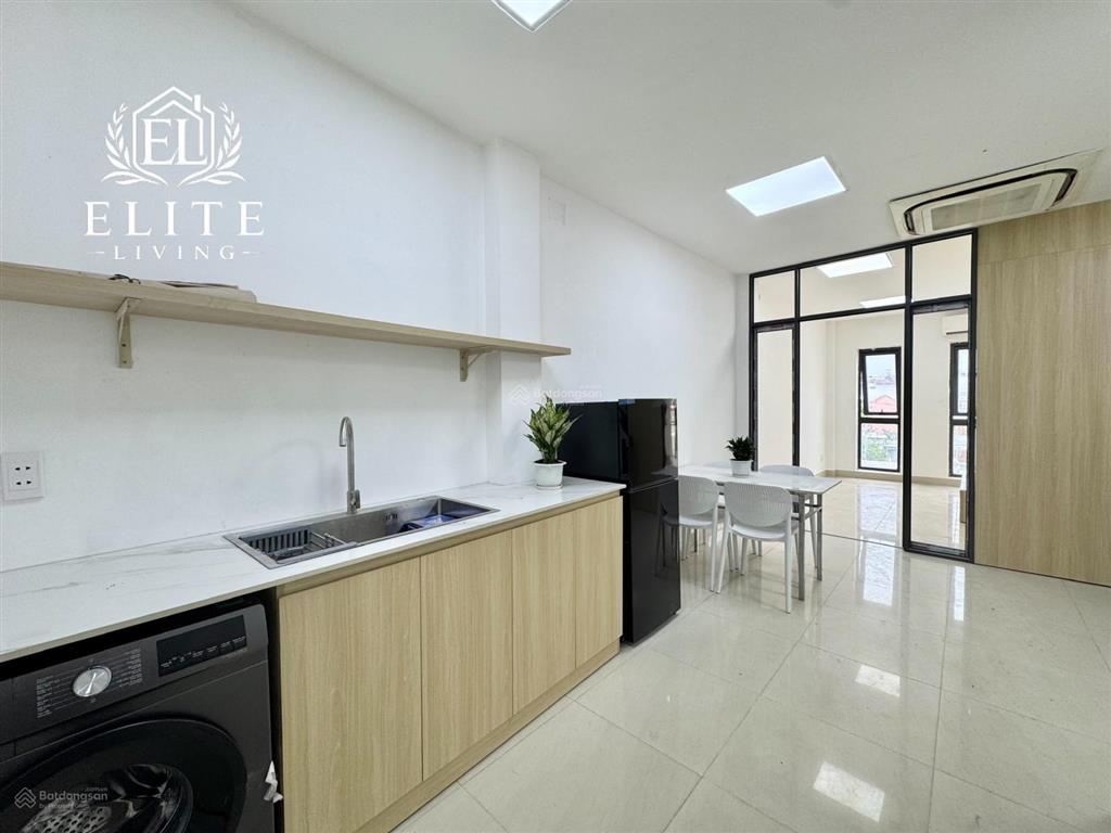 Khai trương căn hộ 1pn cửa sổ nhà mới 100, có thang máy  ngay hoàng sa quận 3