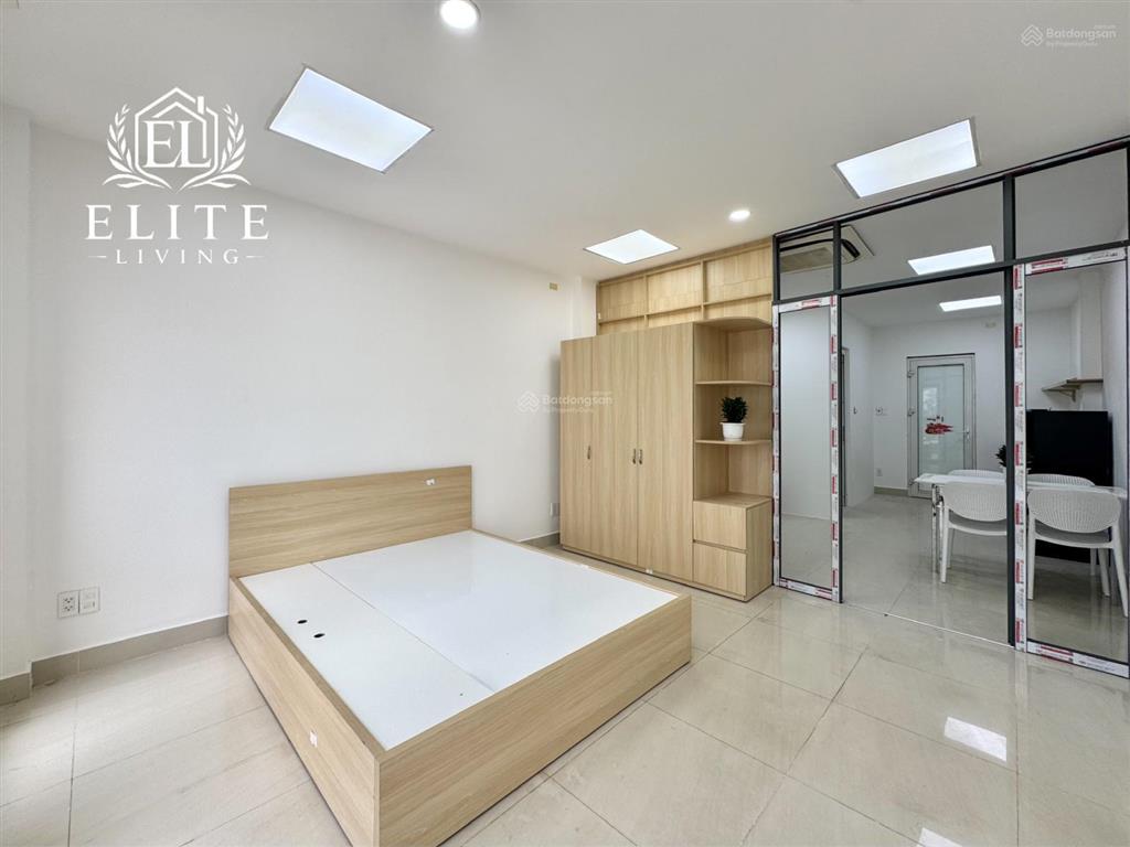 Khai trương căn hộ 1pn cửa sổ nhà mới 100, có thang máy  ngay hoàng sa quận 3