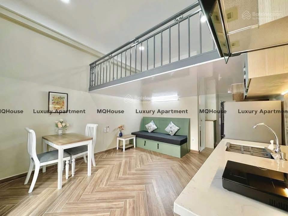 Cho thuê phòng duplex có ban công rộng thoáng giá tốt  cạnh đại học ueh, hoa sen, bách khoa q10