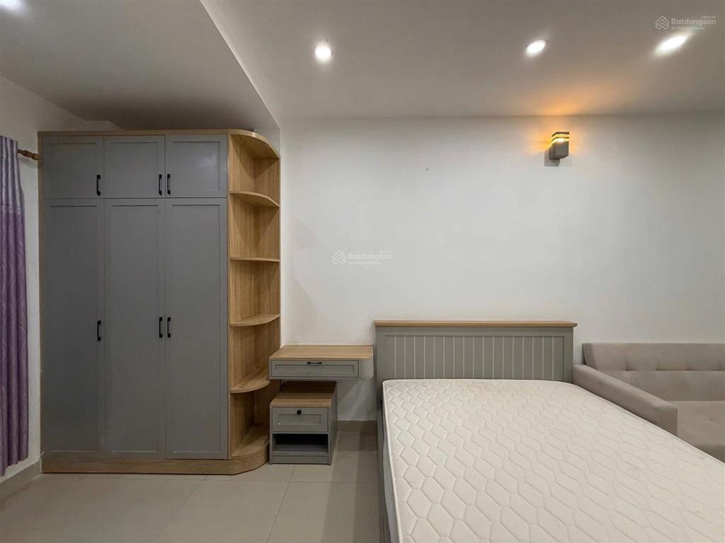 Cho thuê căn hộ studio cửa sổ thoáng giá tốt hình thật giá thật  ngay công viên lê văn tám quận 1
