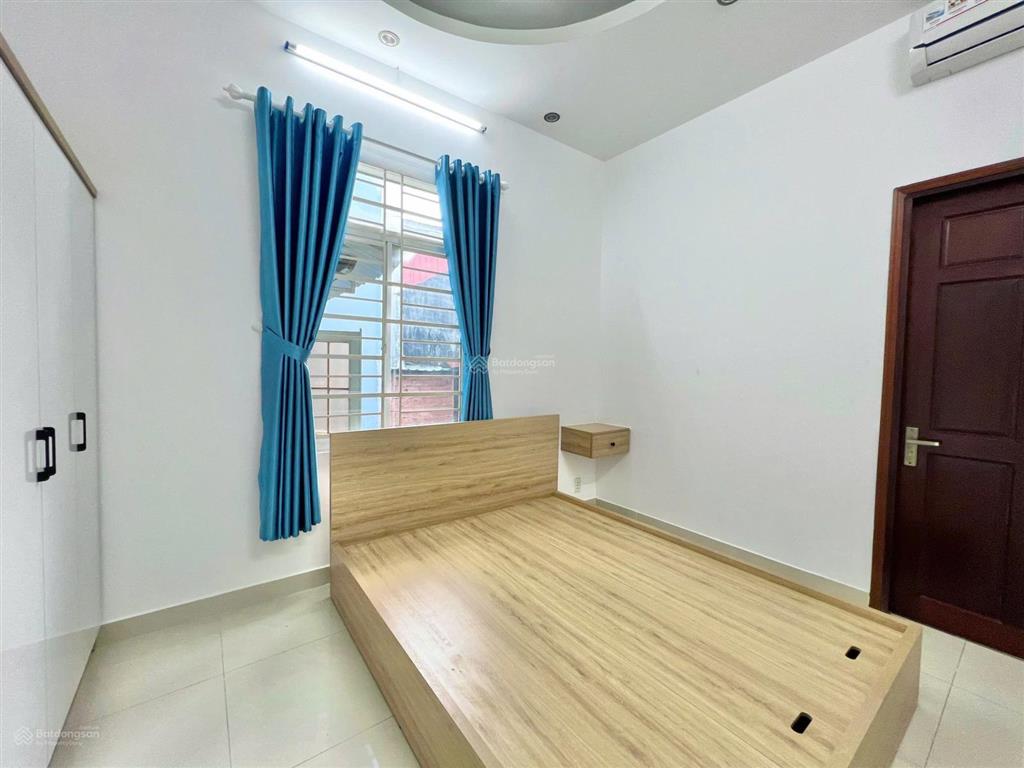 Cho thuê phòng 1pn cửa sổ thoáng đón nắng, 34m2, full nội thất  ngay cầu calmette, quận 1