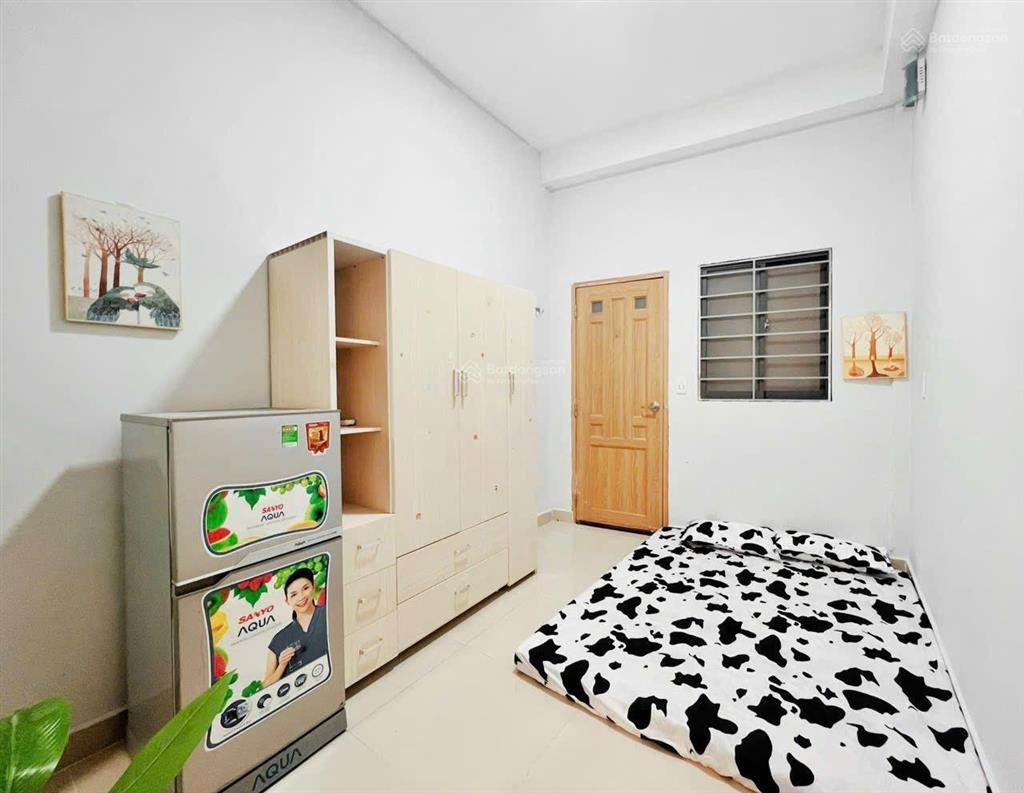 Cho thuê phòng studio giá tốt , đường cao thắng  cạnh đại học mở  khu bàn cờ quận 3