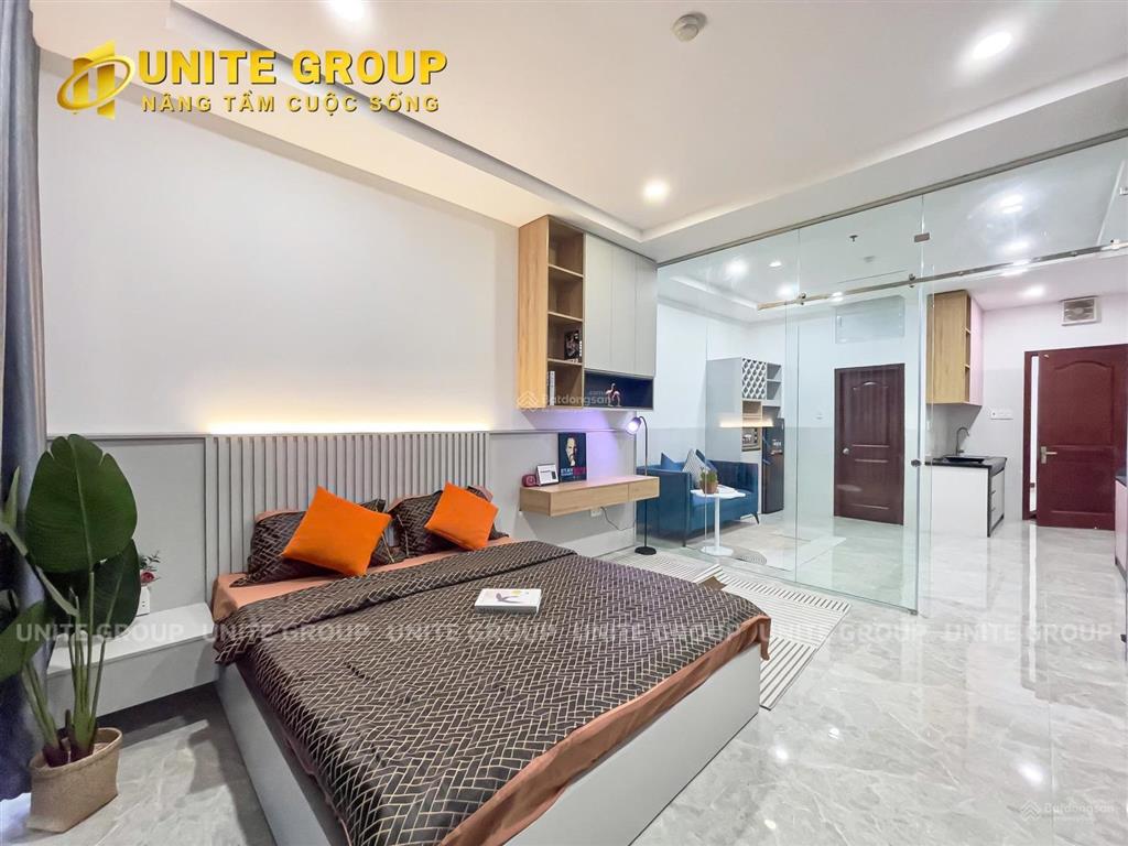 Cho thuê căn hộ 1pn ban công, 40m2, ngay quận 1  ngay công viên lê văn tám, dinh độc lập quận 1