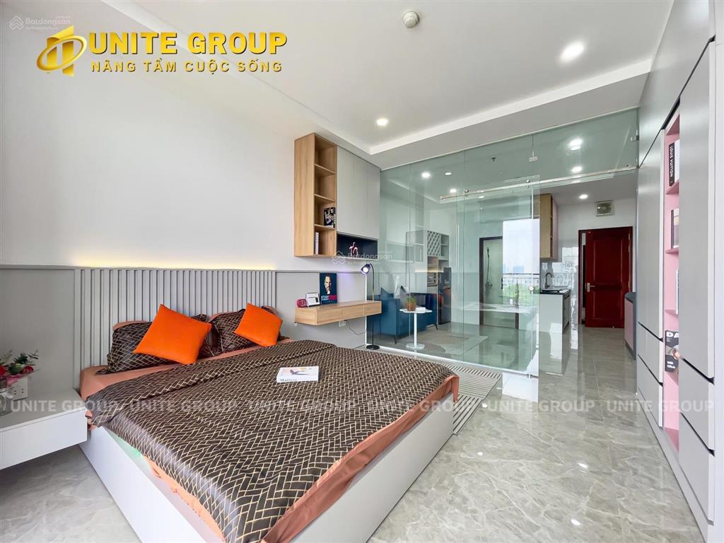 Cho thuê căn hộ 1pn ban công, 40m2, ngay quận 1  ngay công viên lê văn tám, dinh độc lập quận 1
