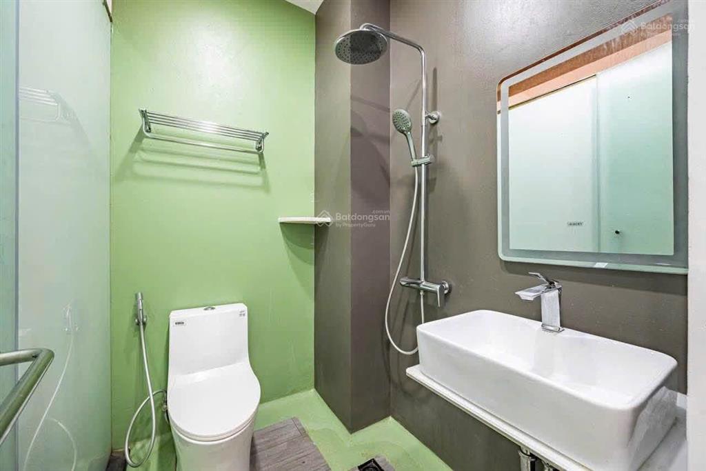 Cho thuê phòng giá tốt ngay quận 1, đường võ thị sáu  ngay công viên lê văn tám quận 1