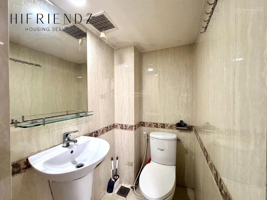 Cho thuê phòng studio cửa sổ thoáng  đường trần hưng đạo, ngay cầu nguyễn văn cừ quận 1