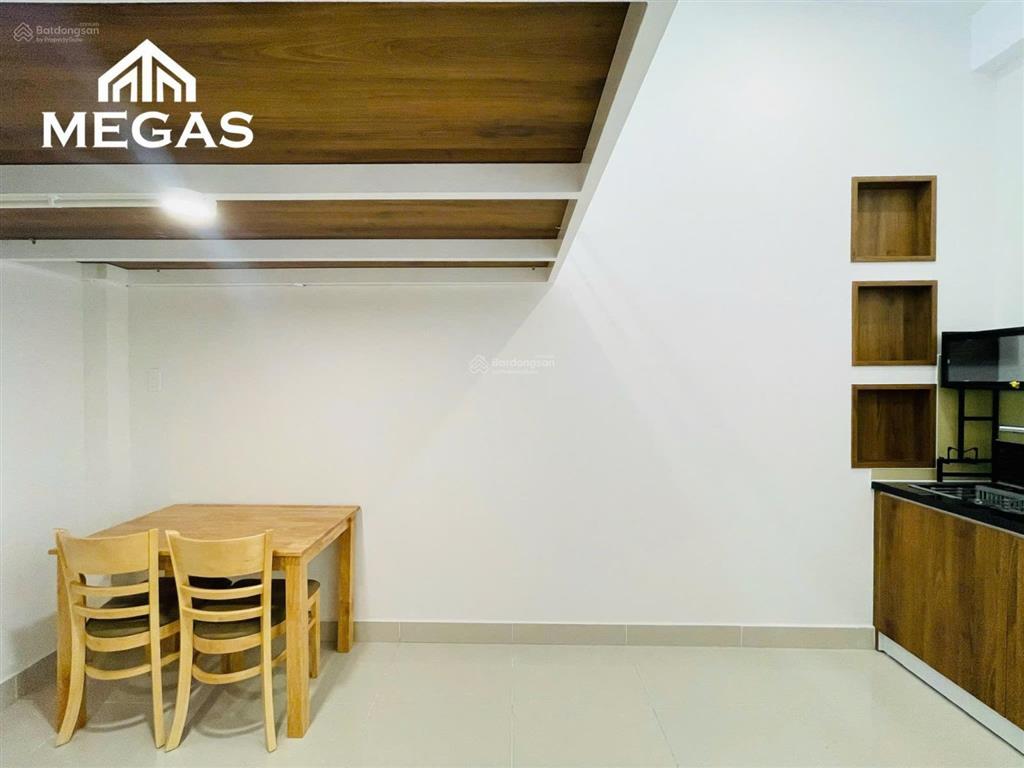 Cho thuê phòng duplex cửa sổ, 38m2  ngay điện biên phủ, gần vòng xoay dân chủ, cư xá đô thành q3
