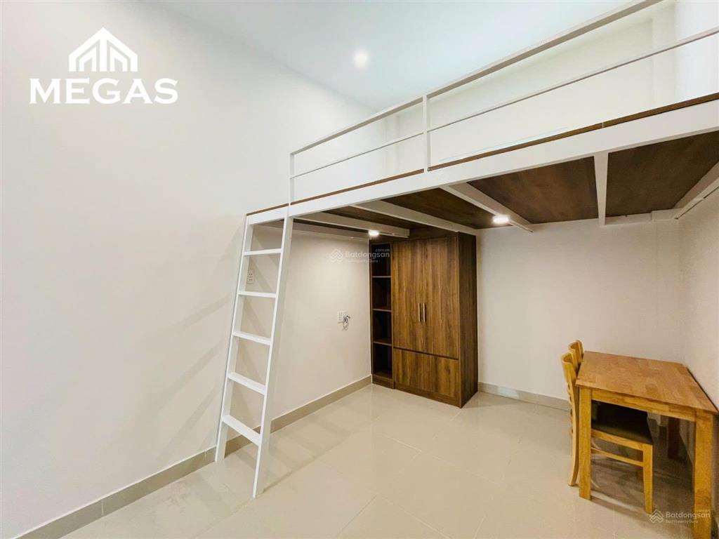Cho thuê phòng duplex cửa sổ, 38m2  ngay điện biên phủ, gần vòng xoay dân chủ, cư xá đô thành q3