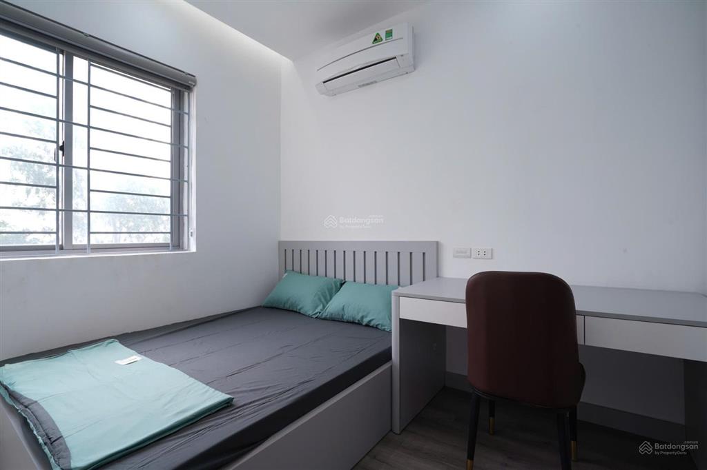 Bán căn hộ 3 ngủ 2 vệ sinh chung cư 19t6 kiến hưng diện tích 77m2 sân vườn đầy đủ đồ nội thất