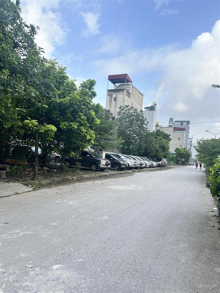 Chính chủ cần bán nhà mặt đường đôi khu b yên nghĩa.  0985 381 ***