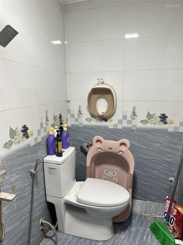 Chính chủ cần bán nhà mặt đường đôi khu b yên nghĩa.  0985 381 ***