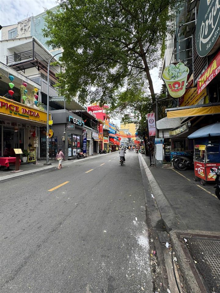 Siêu phẩm  siêu vị trí mt bùi viện, quận 1, dt 7x23m, 2 tầng hđt 220tr/tháng, 88 tỷ