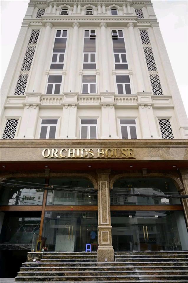 Siêu phẩm dòng tiền  mt ngay nguyễn thị thập, quận 7, dt 15x20m, hđt 300tr, giá 75 tỷ