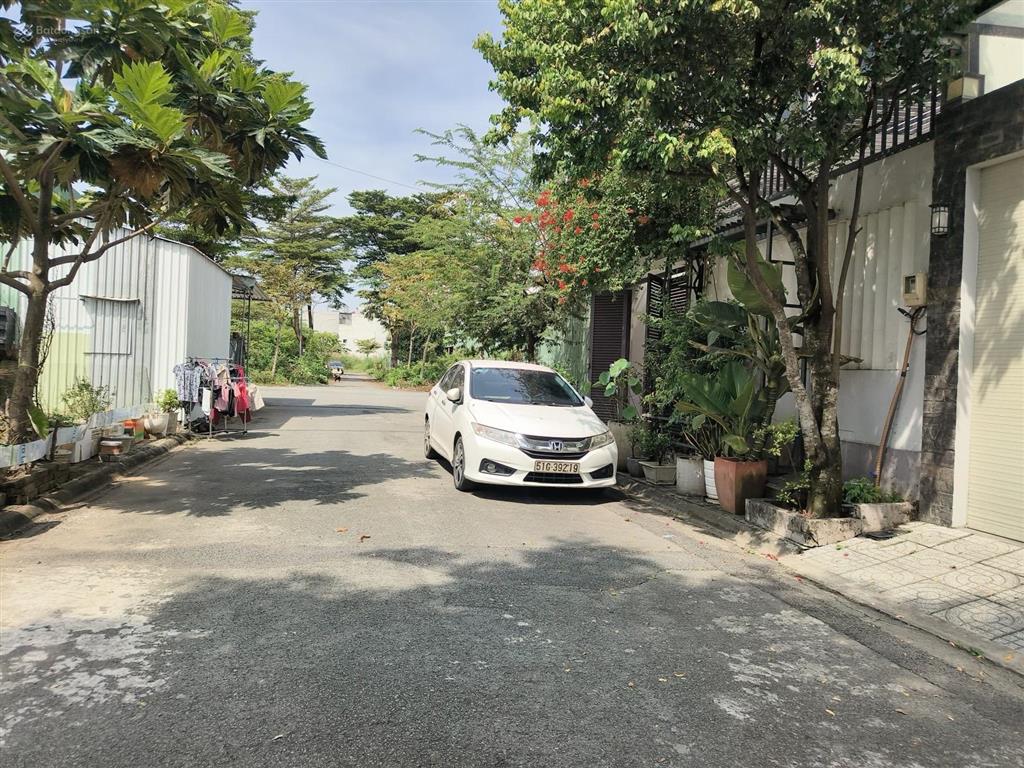 Đất biệt thự bưng ông thoàn  8x20  160m²  gần liên phường  global city  9.9 tỷ