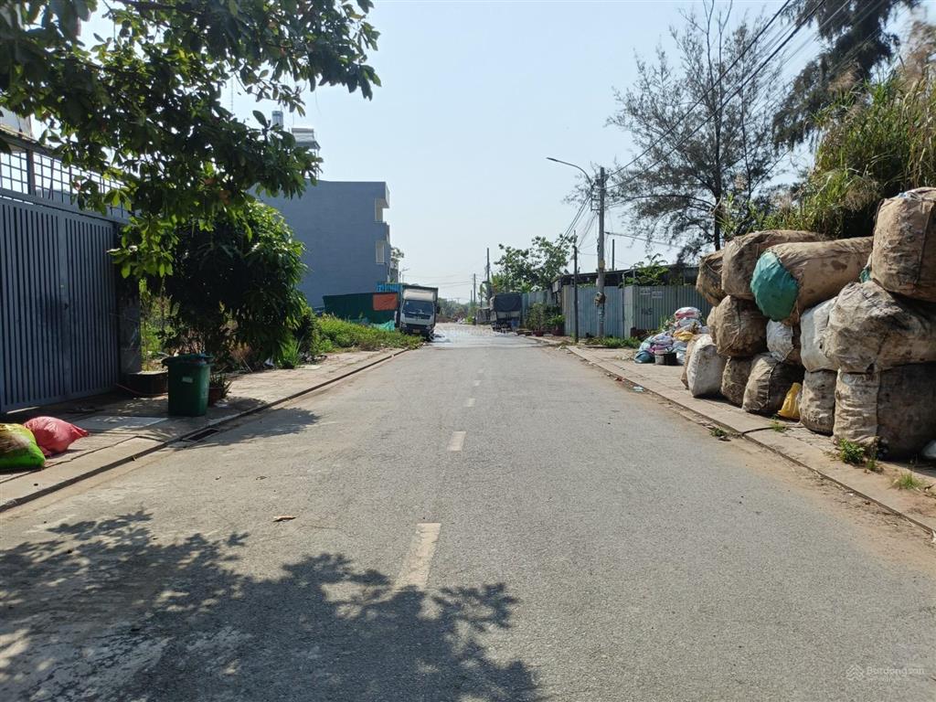 Đất kdc phân lô đồng bộ  bưng ông thoàn  liên phường  95m2 (7.4x13)  6.x tỷ