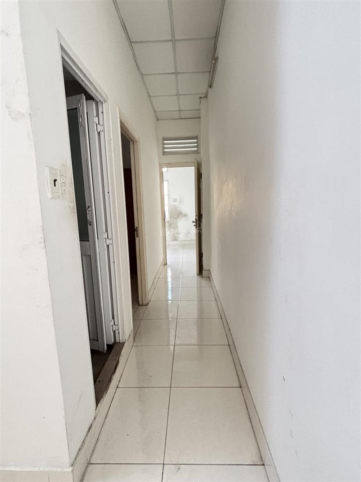 Nhà 2 mặt tiền trước sau  4.4 x 26 105m2  sát xa lộ hà nội  cho thuê 12tr/th  chỉ 6.5 tỷ