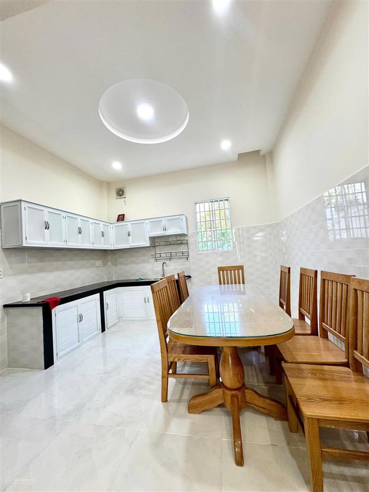Nhà phố 3 tầng view thoáng  bưng ông thoàn gần global city  chỉ 7 tỷ